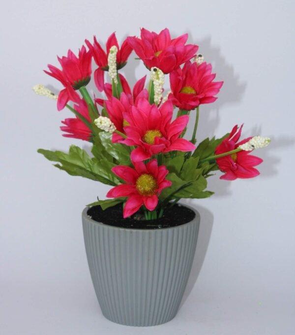 BST-DP Flower arrangement (with pot) Pot's Width:- 9cm, Height :- 23cm