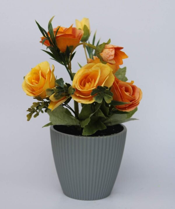 JRT-Y Flower arrangement (with pot) Pot's Width:- 9cm, Height :- 20cm